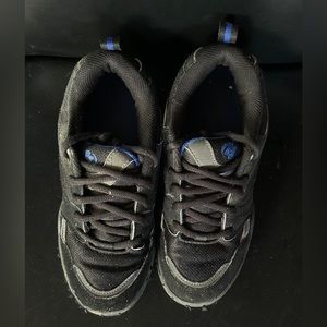 HEELYS ● Black and Blue Wheeled Sneakers ● Y2K